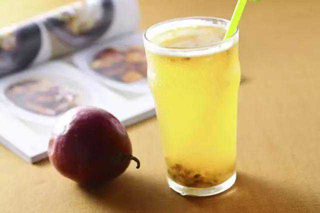 2025年生肖鼠：家庭美满，富贵常在！