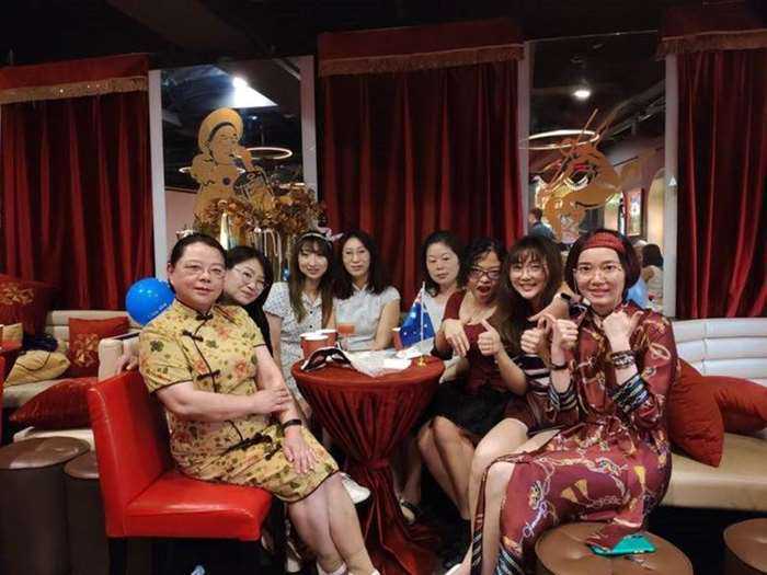 标题：属兔水瓶座的四月运势