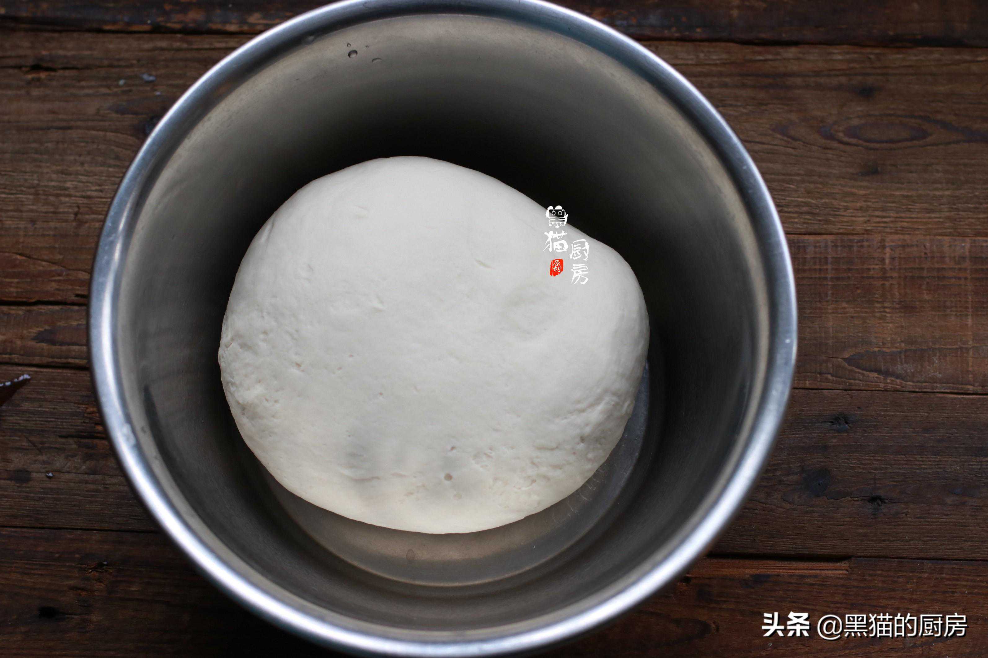 属猪人2025年5月运程：稳扎稳打，迎接转机