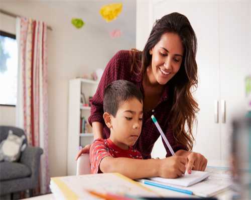 庚午日柱2025年运势：